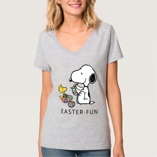 Peanuts  Snoopy  Woodstock Painting Eggs T_Shirt