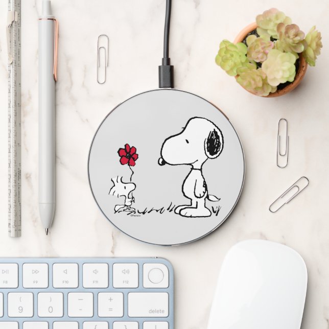 Peanuts | Snoopy & Woodstock Red & Black Wireless Charger (Desk)