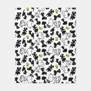 Peanuts Snoopy & Woodstock Shadow Pattern Fleece Blanket