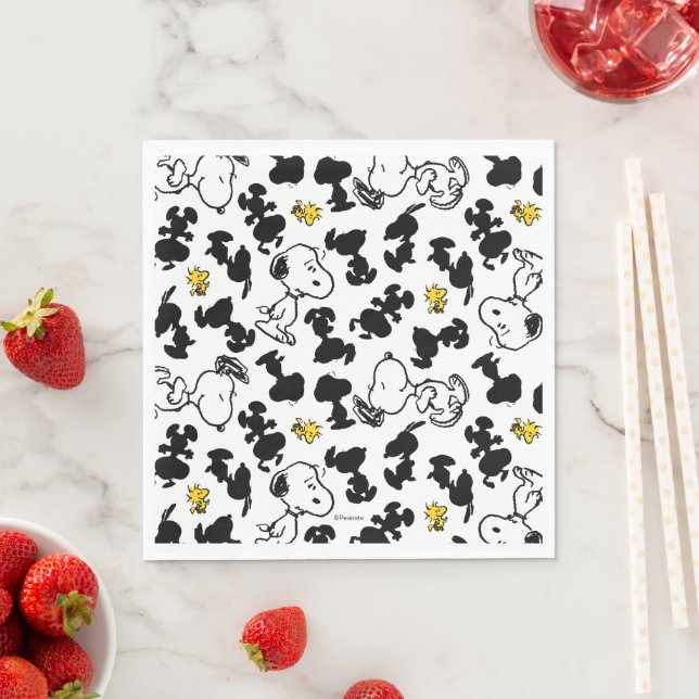 Peanuts |  Snoopy & Woodstock Shadow Pattern Napkins (Insitu)