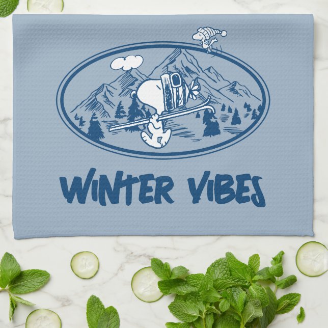 Peanuts | Snoopy & Woodstock Skiing Kitchen Towel (Folded)