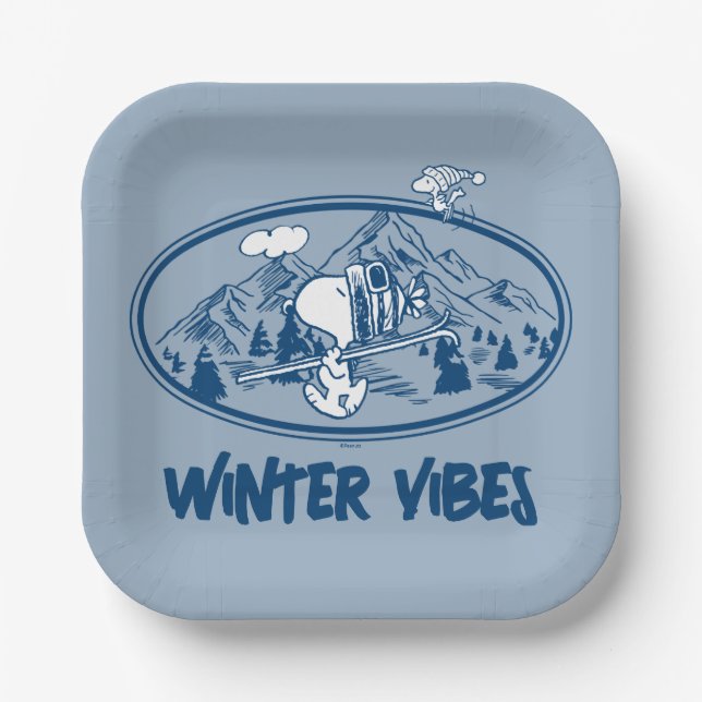 Peanuts | Snoopy & Woodstock Skiing Paper Plates (Front)