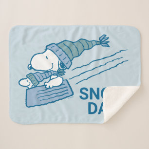 Peanuts Snoopy & Woodstock Sledding Sherpa Blanket