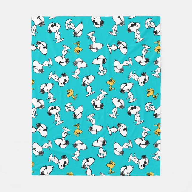 Peanuts | Snoopy & Woodstock Sunglasses Pattern Fleece Blanket (Front)