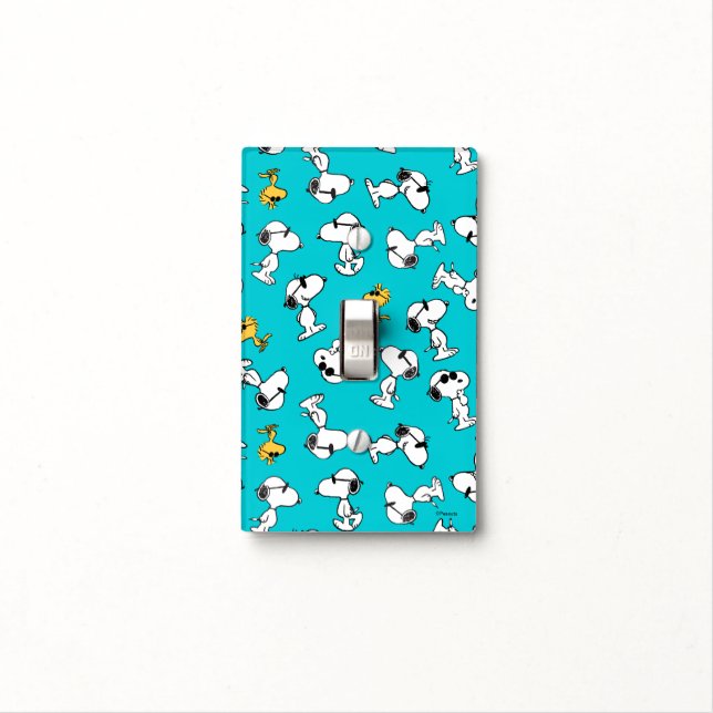 Peanuts | Snoopy & Woodstock Sunglasses Pattern Light Switch Cover (In Situ)