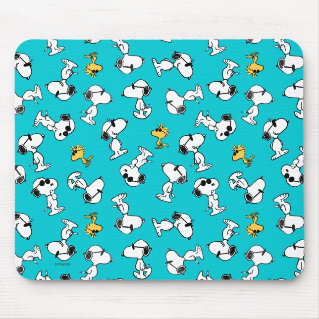 Peanuts | Snoopy & Woodstock Sunglasses Pattern Mouse Pad (Front)