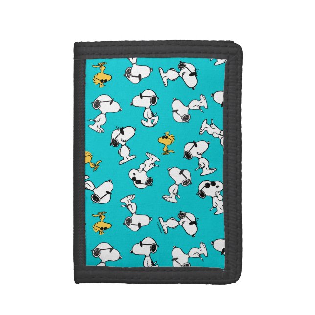 Peanuts | Snoopy & Woodstock Sunglasses Pattern Trifold Wallet (Front Vertical)
