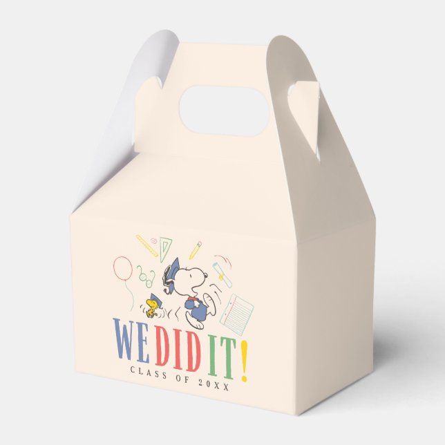 Peanuts Snoopy Woodstock We Did It Graduation Cap Favor Boxes (Front Side)