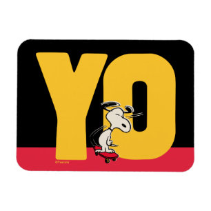 Peanuts   Snoopy YO Skateboard Magnet