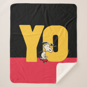 Peanuts Snoopy YO Skateboard Sherpa Blanket