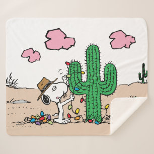 Peanuts Spike Decorates for Christmas Sherpa Blanket