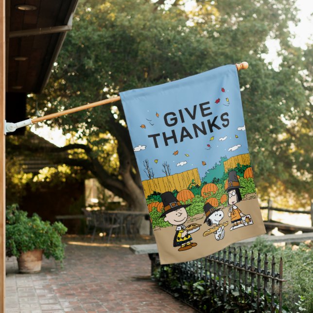 Peanuts Thanksgiving Give Thanks House Flag (In SItu)