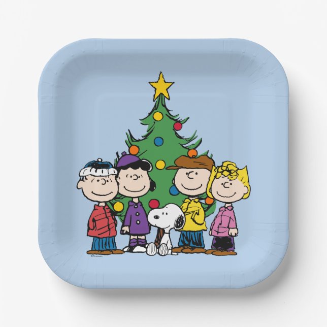 Peanuts | The Gang Around the Christmas Tree Paper Plates (Front)