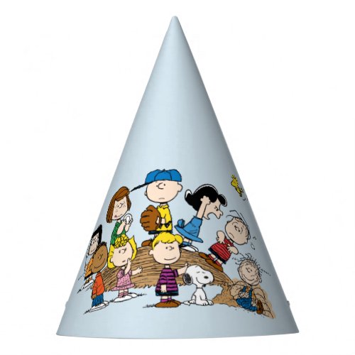 Peanuts  The Gang at the Pitchers Mound Party Hat