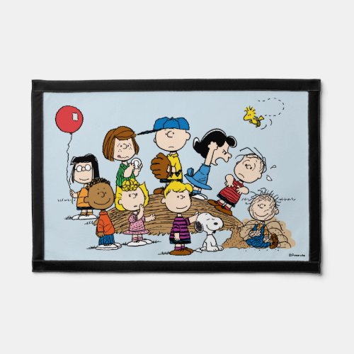 Peanuts  The Gang at the Pitchers Mound Pennant