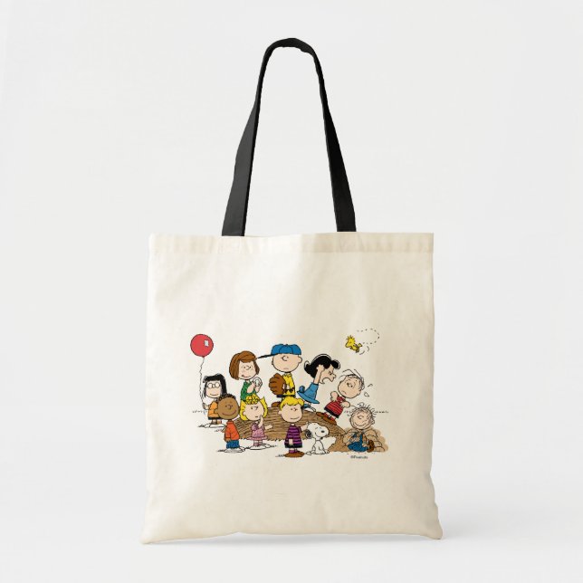 Peanuts | The Gang at the Pitcher's Mound Tote Bag (Front)