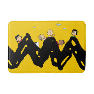 Peanuts   The Gang on the Zig Zag Bath Mat