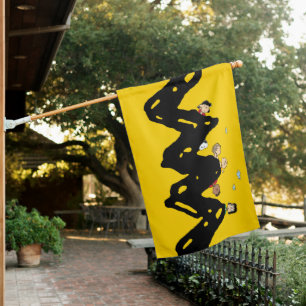 Peanuts   The Gang on the Zig Zag House Flag