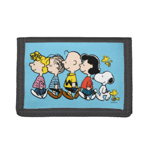 Peanuts   The Gang Trifold Wallet