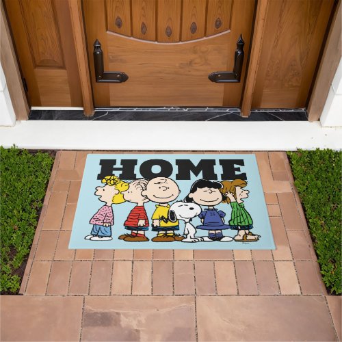 Peanuts  The Peanuts Gang Together Doormat