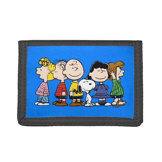 Peanuts | The Peanuts Gang Together Trifold Wallet (Front)