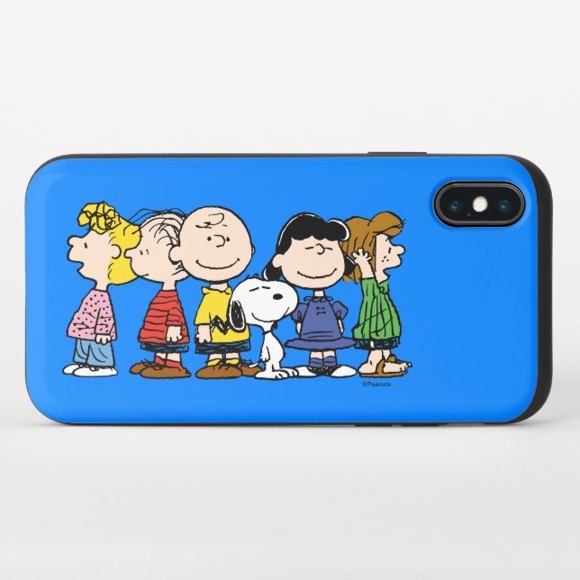 Peanuts | The Peanuts Gang Together Uncommon iPhone Case (Closed)