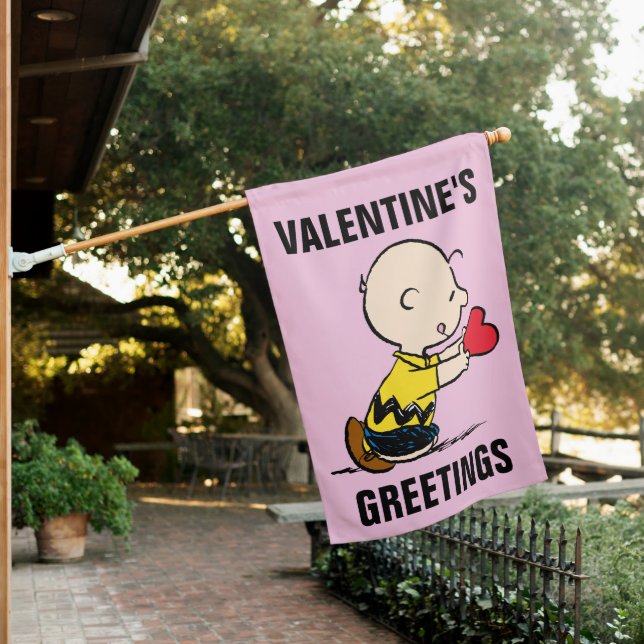 Peanuts | Valentine's Day Charlie Brown Red Heart House Flag (In SItu)