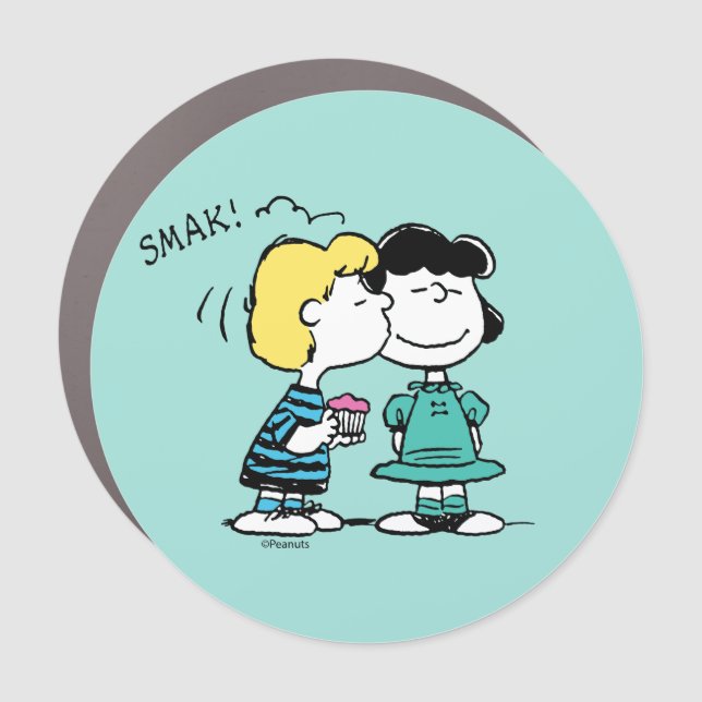 Peanuts | Valentine's Day | Lucy & Schroeder Kiss Car Magnet (Front)