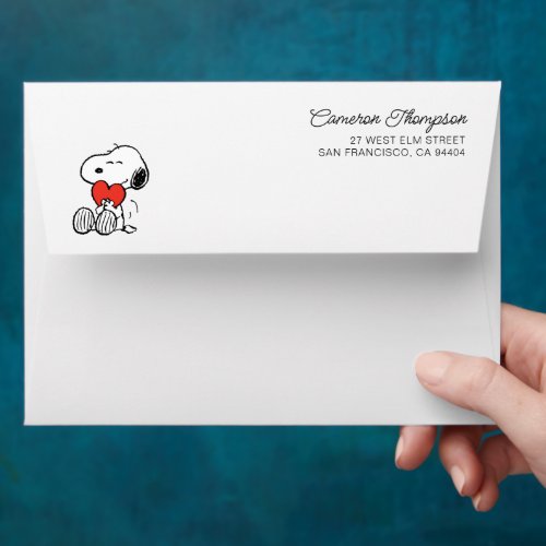 Peanuts  Valentines Day  Snoopy Heart Hug Envelope