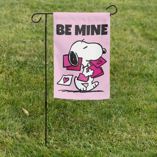Peanuts | Valentine's Day | Snoopy With Valentines Garden Flag (In SItu)
