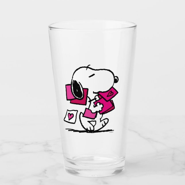 Peanuts | Valentine's Day | Snoopy With Valentines Glass (Front)