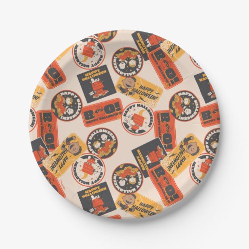 Peanuts  Vintage Button Happy Halloween Pattern Paper Plates