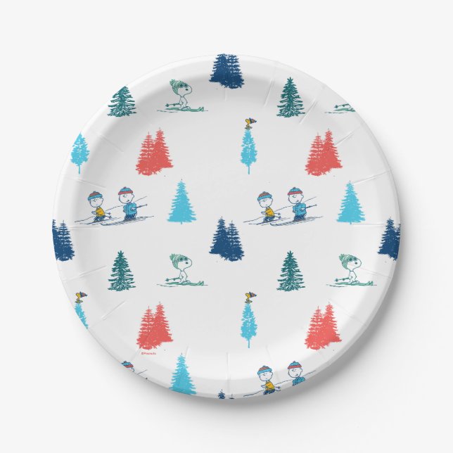 Peanuts | Winter Skiing the Slopes Pattern Paper Plates (Front)