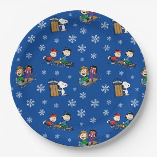 Peanuts   Winter Sledding Fun Pattern Paper Plates