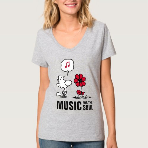 Peanuts  Woodstock Smelling the Flowers T_Shirt