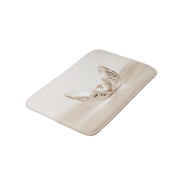 pearl in oyster shell bathroom mat (Angled)