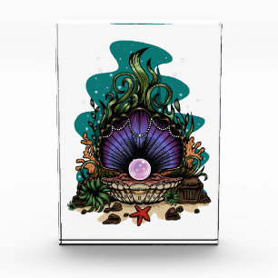 Pearl Of The Sea Acrylic Award