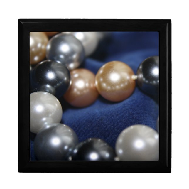 Pearls 30th Anniversary Gift Keepsake Box (Front)