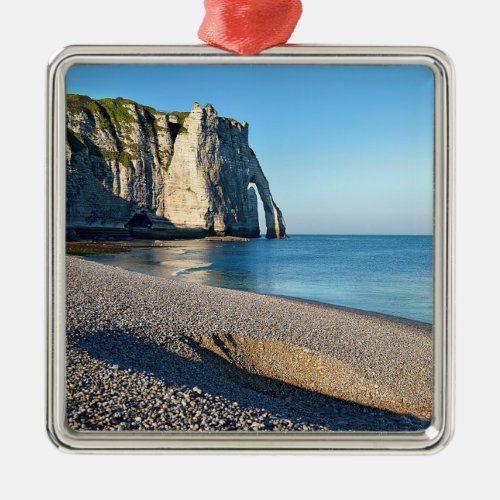Pebble beach and cliff of Etretat in France Postca Metal Ornament