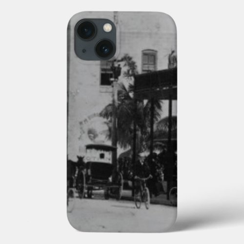 Pedestrians cyclists and horse_carriages iPhone 13 case