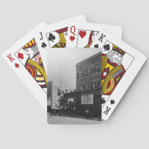 Pedestrians, cyclists, and horse-carriages poker cards