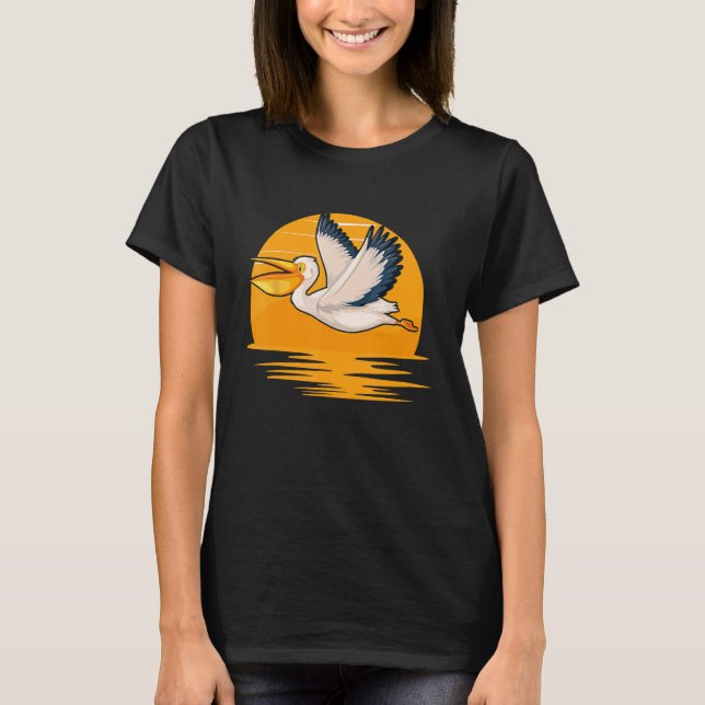 Pelican Design Retro Bird Bird Certificate T-Shirt (Front)