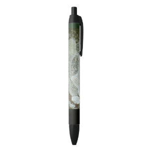 Pen grey tree bark pattern