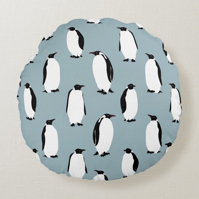 Penguin Bird Animal Cute Pattern Round Pillow (Front)