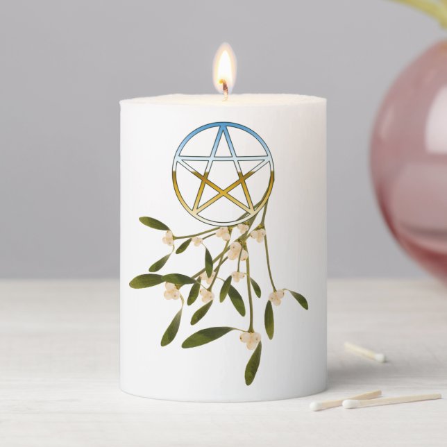 Pentacle with Mistletoe Pillar Candle (In Situ)
