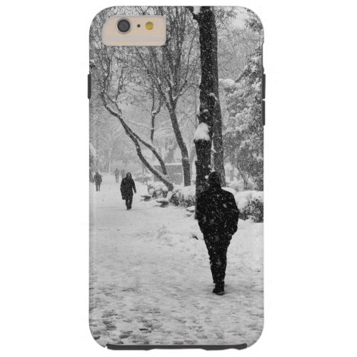 People at park in snowy winter day tough iPhone 6 plus case