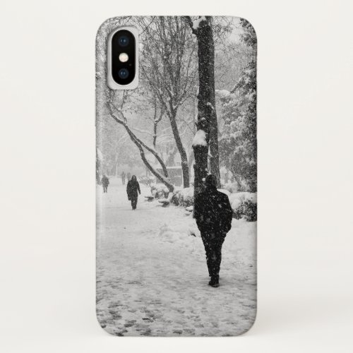 People at park in snowy winter day iPhone XS case