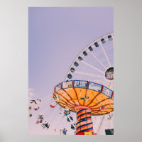 People riding on yoyo ride at daytime