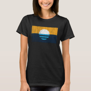 People's Flag of Milwaukee Vintage Style Distresse T-Shirt