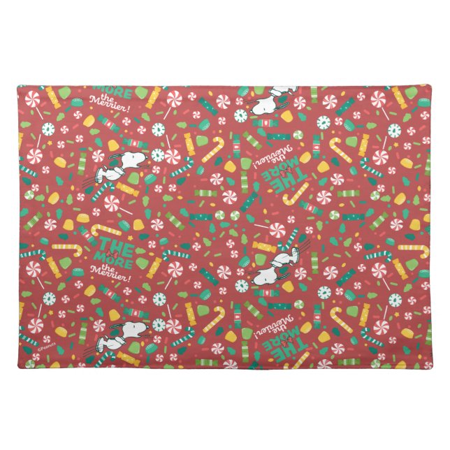 Peppermint Dreams Snoopy Candy Pattern Cloth Placemat (Front)